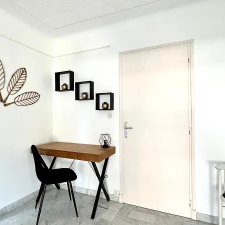 Elegant 3 Voyageurs Avec Terrasse & Parking Prive Апартаменты