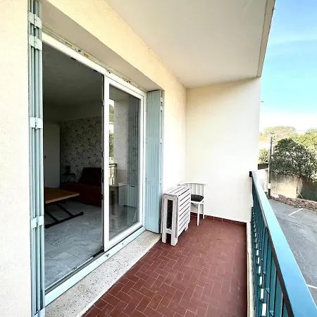 Elegant 3 Voyageurs Avec Terrasse & Parking Prive Сен-Рафаэль