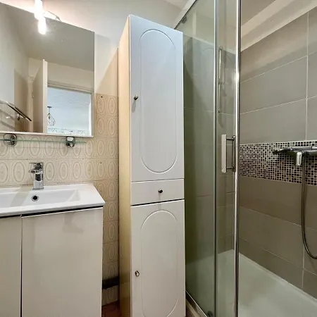 Elegant 3 Voyageurs Avec Terrasse & Parking Prive